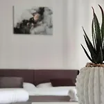 Apartamento Elpida *