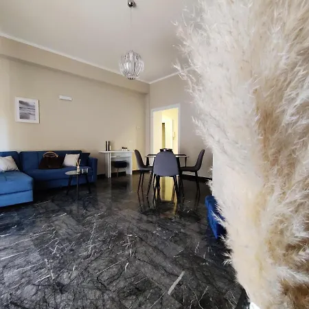 Elpida Apartment *