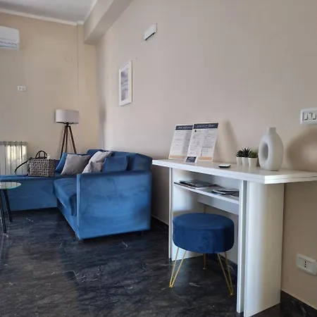 Elpida Appartement *